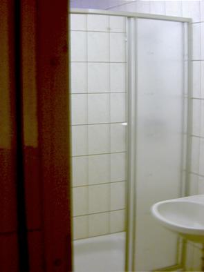 Eine Dusche